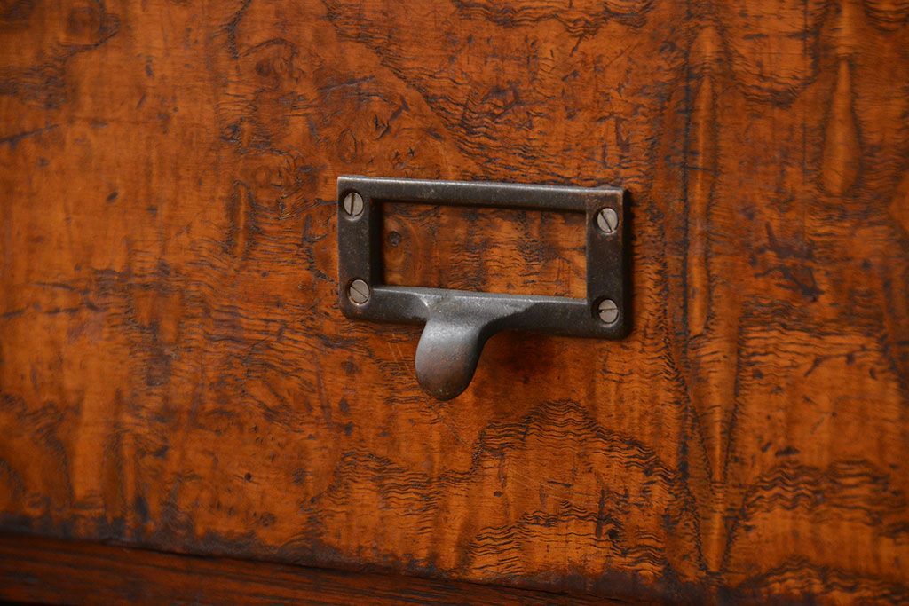 アンティーク家具　古民具・骨董　ネームプレート付き縦型小引き出し(2)