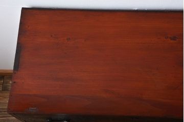 アンティーク家具　アンティーク　玉杢の美しいチェスト(2)