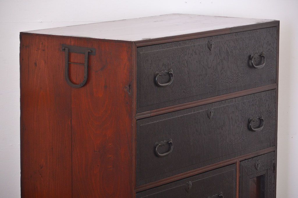 アンティーク家具　アンティーク　玉杢の美しいチェスト(2)