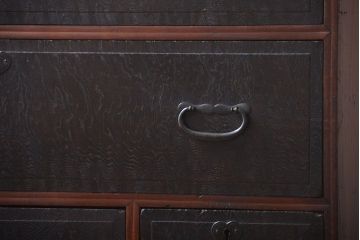 アンティーク家具　アンティーク　玉杢の美しいチェスト(2)