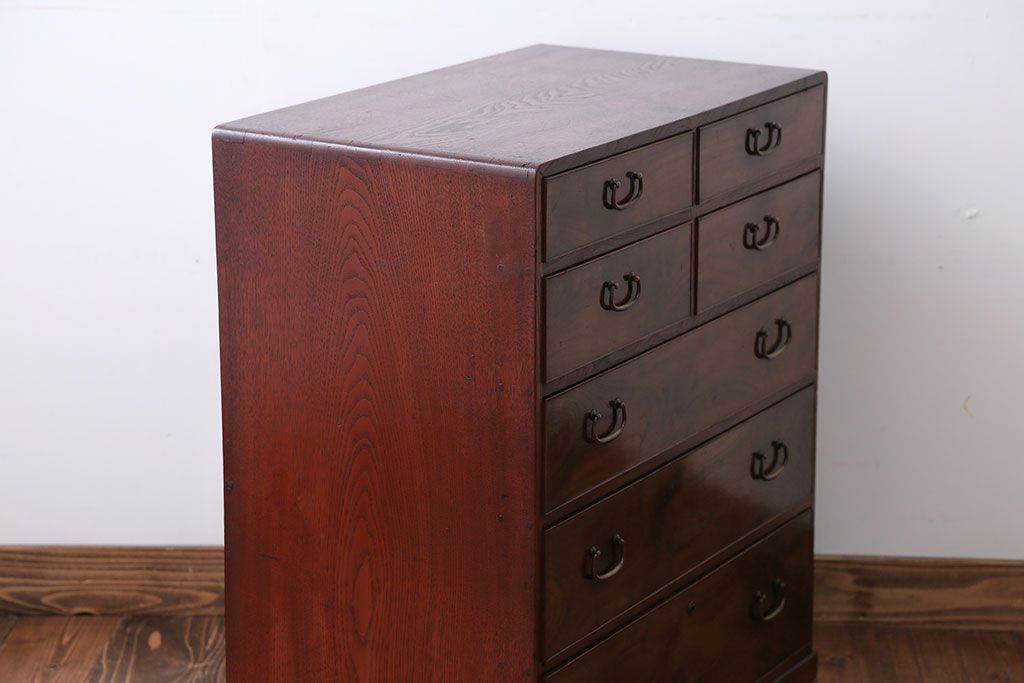 アンティーク家具　アンティーク　前面桑材の小さな古いチェスト