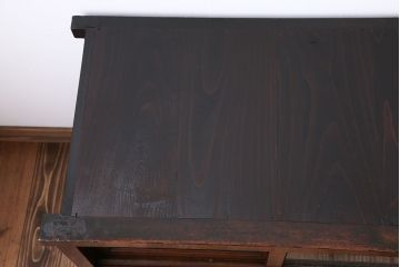 レトロ家具　昭和レトロ　木製の小さな引き戸収納棚