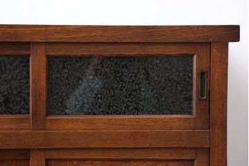 レトロ家具　昭和レトロ　木製の小さな引き戸収納棚