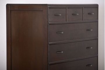 アンティーク家具　アンティーク　シンプルでシックなチェスト