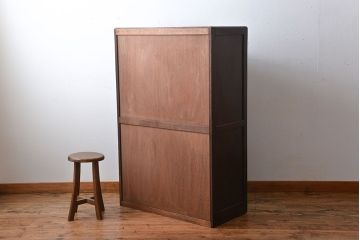 アンティーク家具　アンティーク　シンプルでシックなチェスト