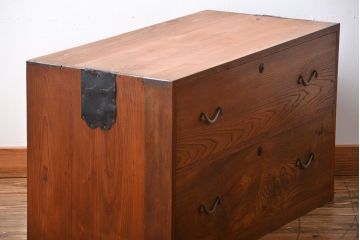 アンティーク家具　前面欅材のシンプルな時代箪笥ローボード(1)