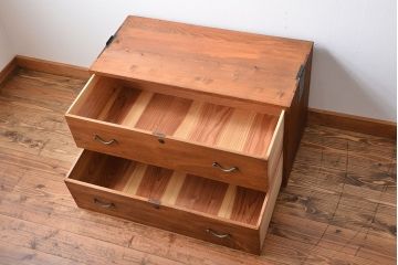 アンティーク家具　前面欅材のシンプルな時代箪笥ローボード(2)