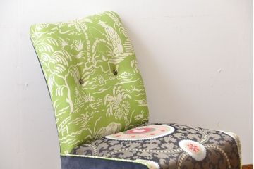 アンティーク家具　イギリスアンティーク　お洒落な1人掛けソファ