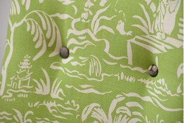 アンティーク家具　イギリスアンティーク　お洒落な1人掛けソファ