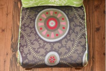 アンティーク家具　イギリスアンティーク　お洒落な1人掛けソファ