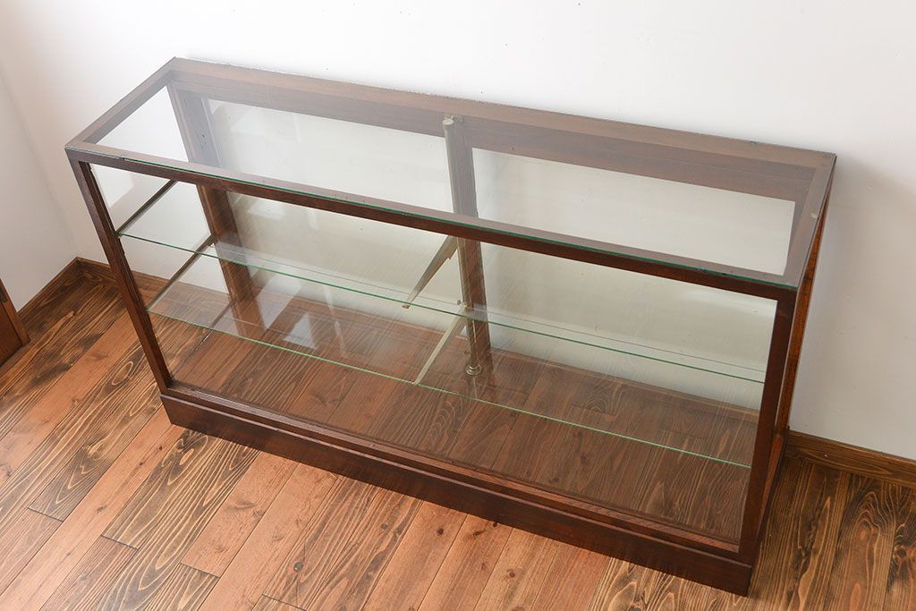 アンティーク家具　アンティーク　店舗什器にぴったりな木製ガラスケース