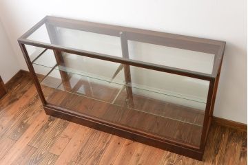 アンティーク家具　アンティーク　店舗什器にぴったりな木製ガラスケース