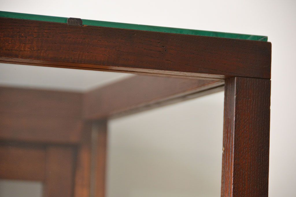 アンティーク家具　アンティーク　店舗什器にぴったりな木製ガラスケース