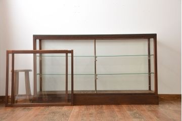 アンティーク家具　アンティーク　店舗什器にぴったりな木製ガラスケース