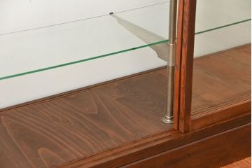 アンティーク家具　アンティーク　店舗什器にぴったりな木製ガラスケース