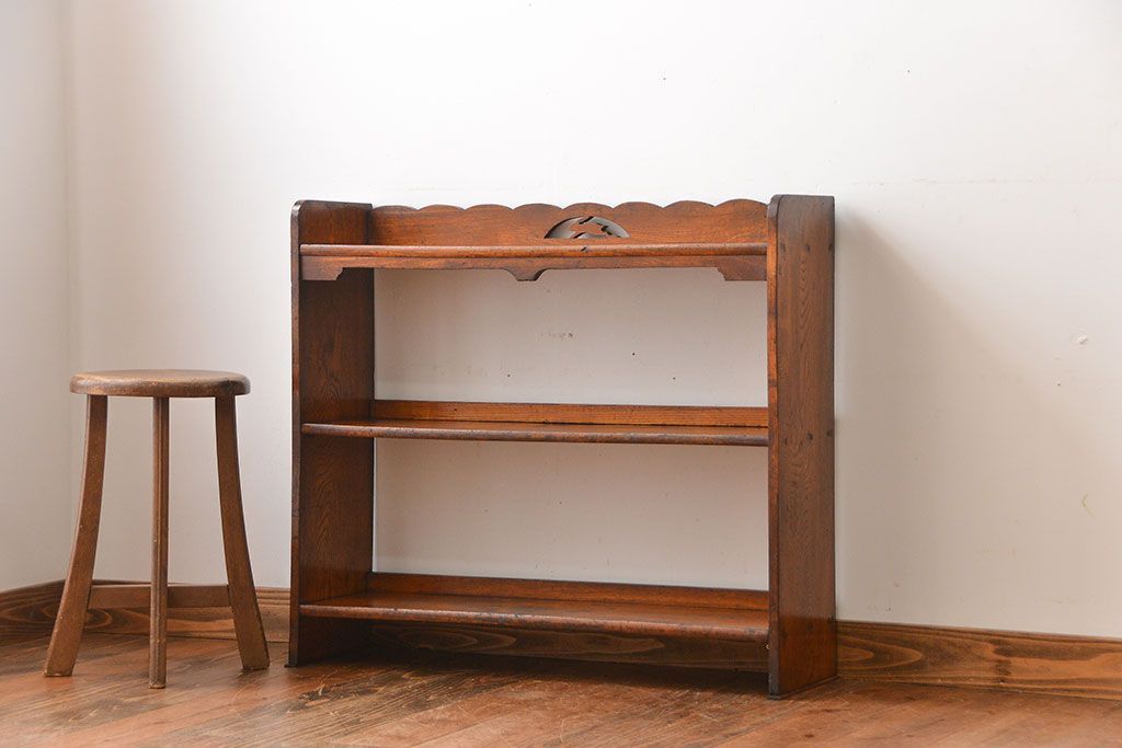 アンティーク家具　ウサギの小さなかわいい古い木製本棚