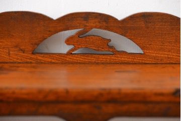 アンティーク家具　ウサギの小さなかわいい古い木製本棚