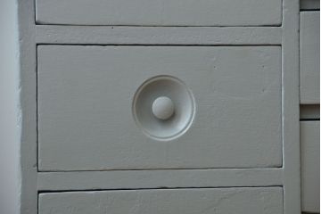 アンティーク家具　小物収納にぴったり!ペイントローチェスト