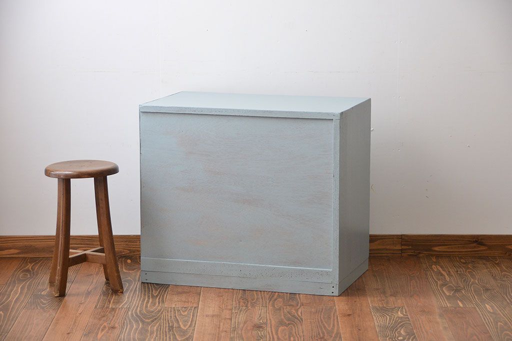 アンティーク家具　小物収納にぴったり!ペイントローチェスト