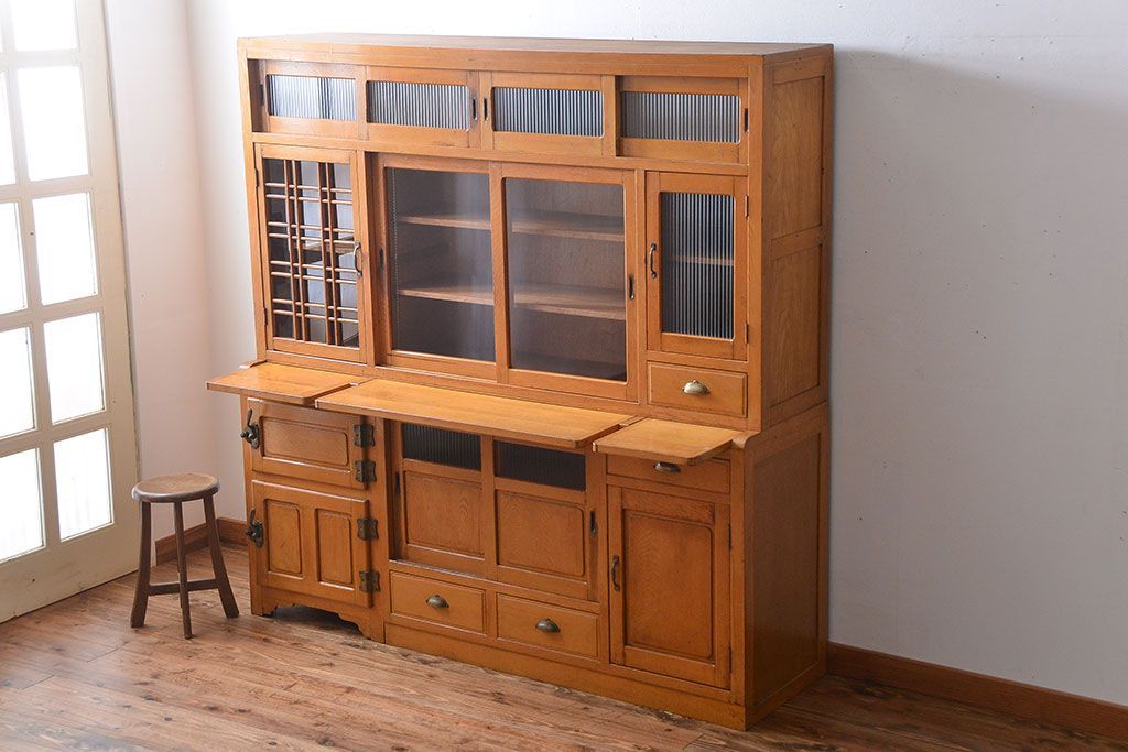 レトロ家具　昭和レトロ　冷蔵庫付き!ナラ材の特大食器棚