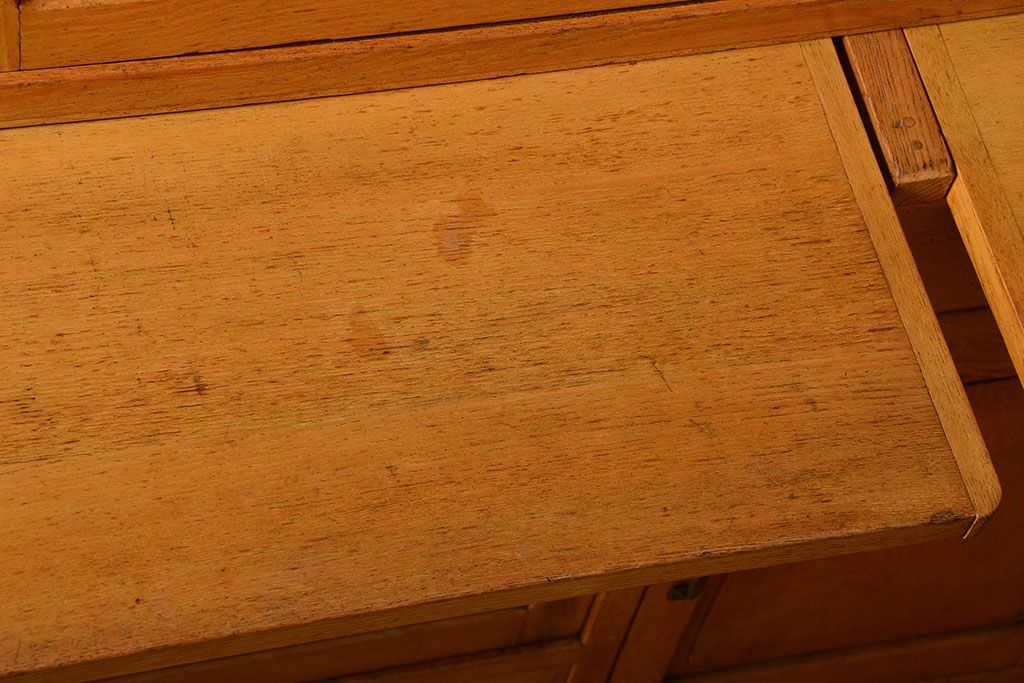 レトロ家具　昭和レトロ　冷蔵庫付き!ナラ材の特大食器棚