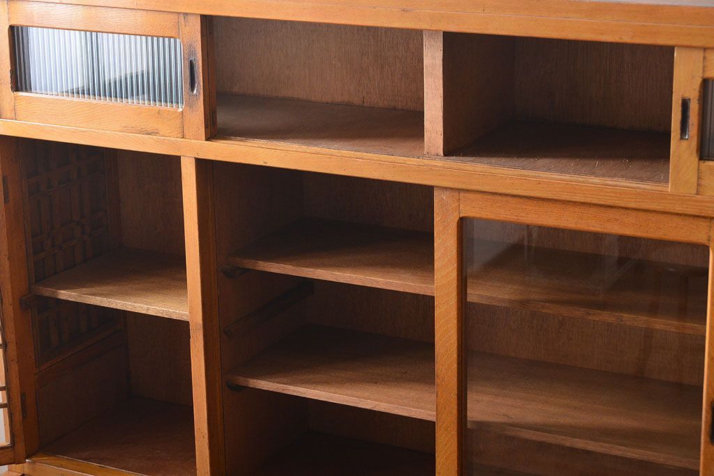 レトロ家具　昭和レトロ　冷蔵庫付き!ナラ材の特大食器棚