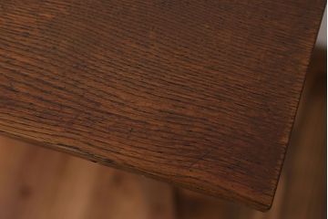 アンティーク家具　アンティーク　天板ナラ材の薄型テーブル(1)