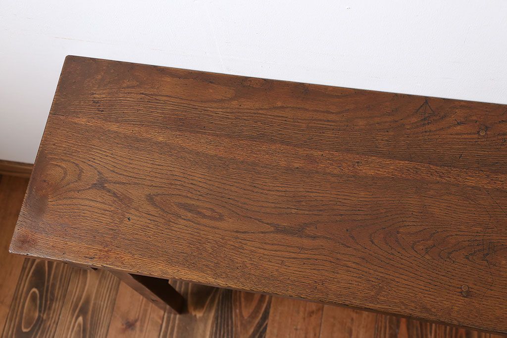 アンティーク家具　アンティーク　天板ナラ材の薄型テーブル(2)