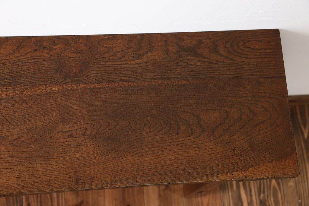 アンティーク家具　アンティーク　天板ナラ材の薄型テーブル(2)