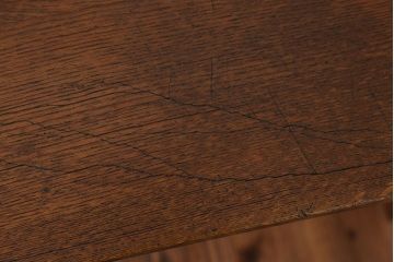 アンティーク家具　アンティーク　天板ナラ材の薄型テーブル(4)