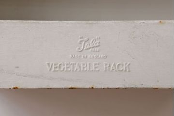 アンティーク家具　イギリスアンティーク　ブリキ(ティン)製　ベジタブルラック(ウォールラック)