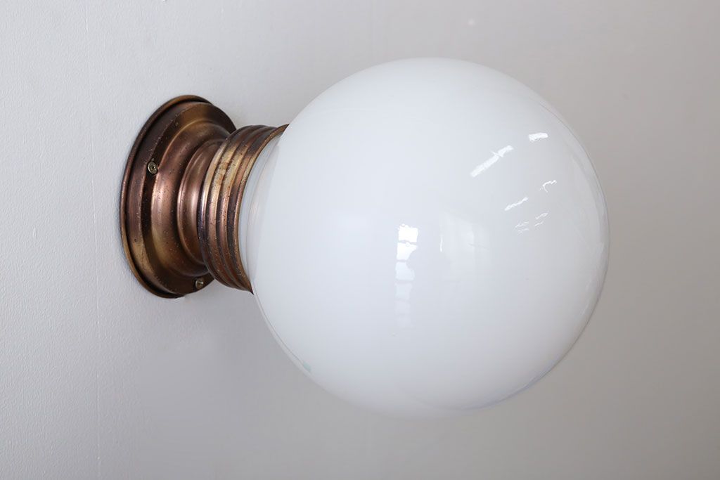 アンティーク　シンプルでオシャレな壁掛け照明