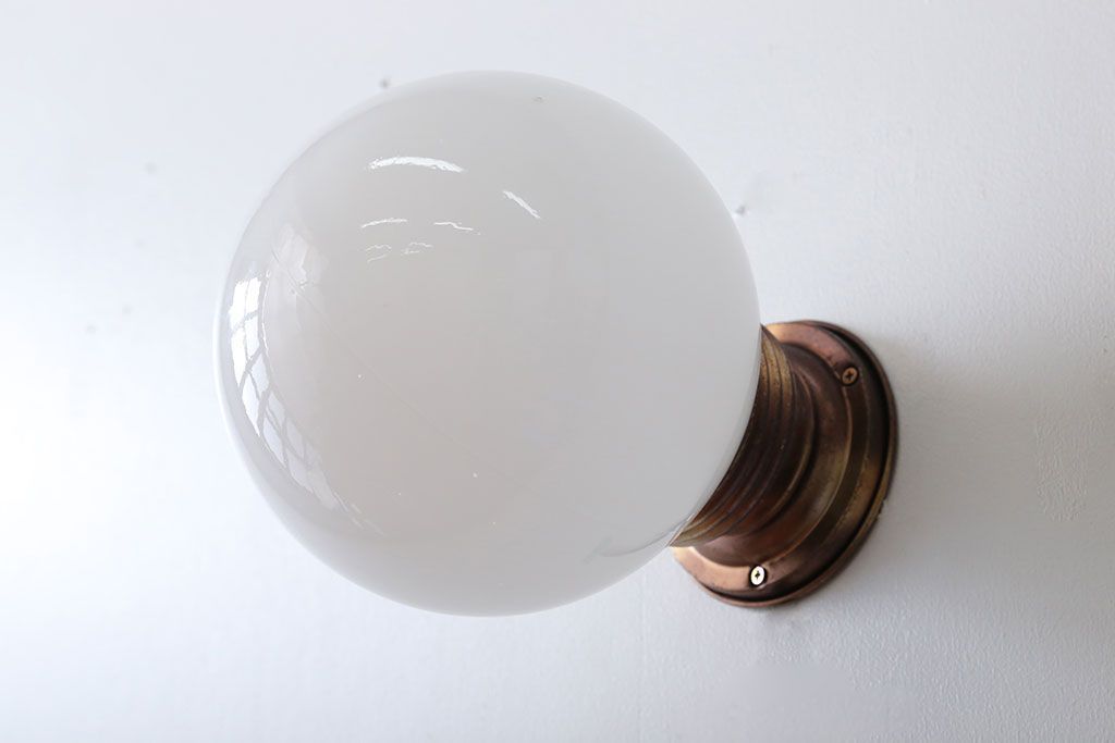 アンティーク　シンプルでオシャレな壁掛け照明