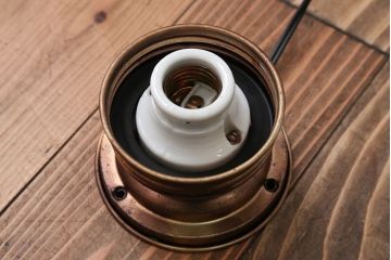 アンティーク　シンプルでオシャレな壁掛け照明