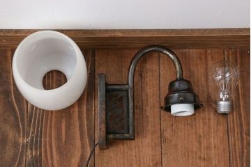 アンティーク　おしゃれで和モダンな壁掛け照明