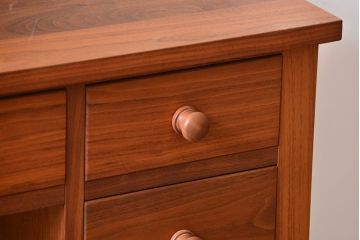 中古　シャルドネ　シンプルでおしゃれなドレッサー(定価約27万円)
