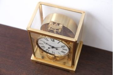 アンティーク雑貨　ジャガールクルト・ATMOS(アトモス)置時計(中古品)