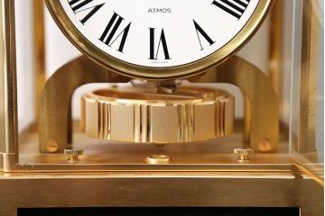 アンティーク雑貨　ジャガールクルト・ATMOS(アトモス)置時計(中古品)