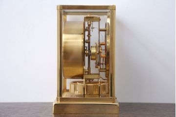 アンティーク雑貨　ジャガールクルト・ATMOS(アトモス)置時計(中古品)