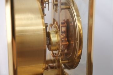 アンティーク雑貨　ジャガールクルト・ATMOS(アトモス)置時計(中古品)