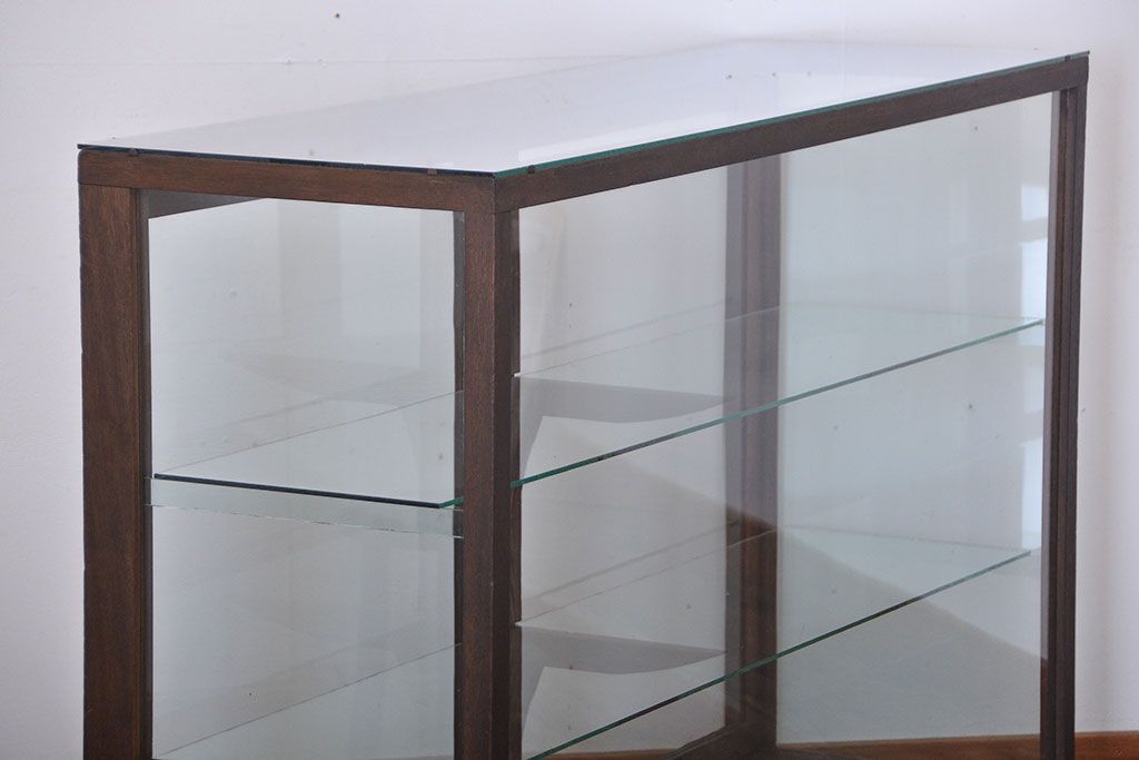 アンティーク家具　アンティーク　ナチュラルな古い木製ガラスケース