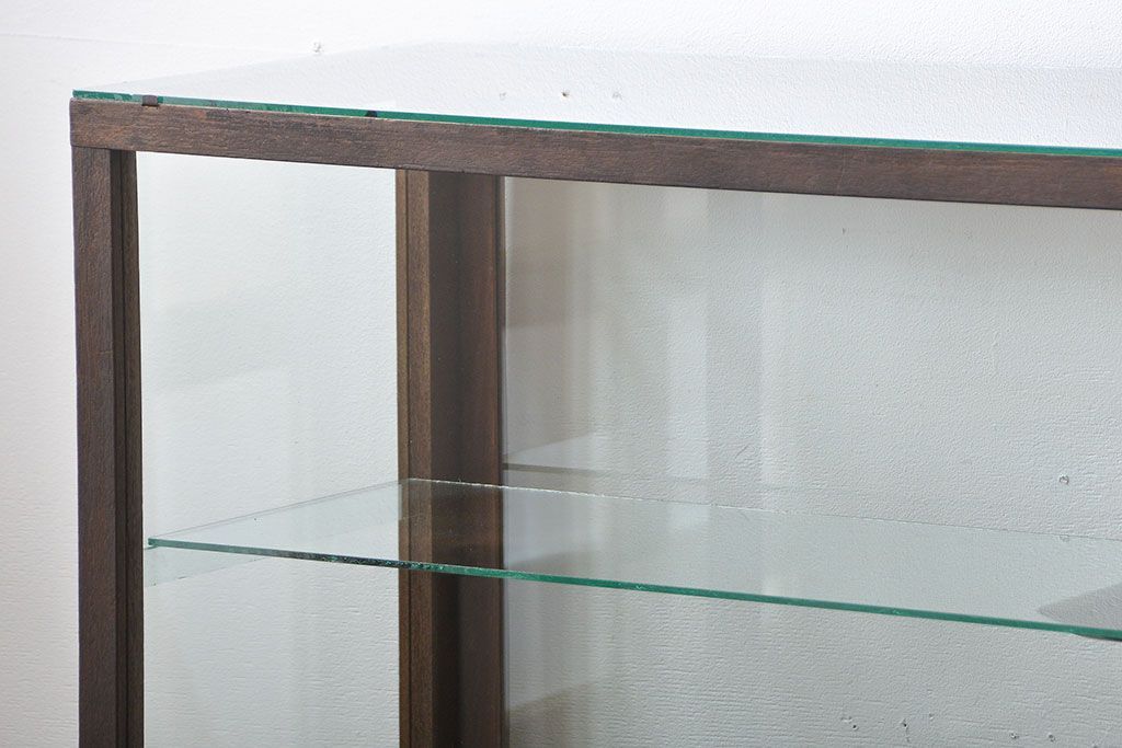 アンティーク家具　アンティーク　ナチュラルな古い木製ガラスケース