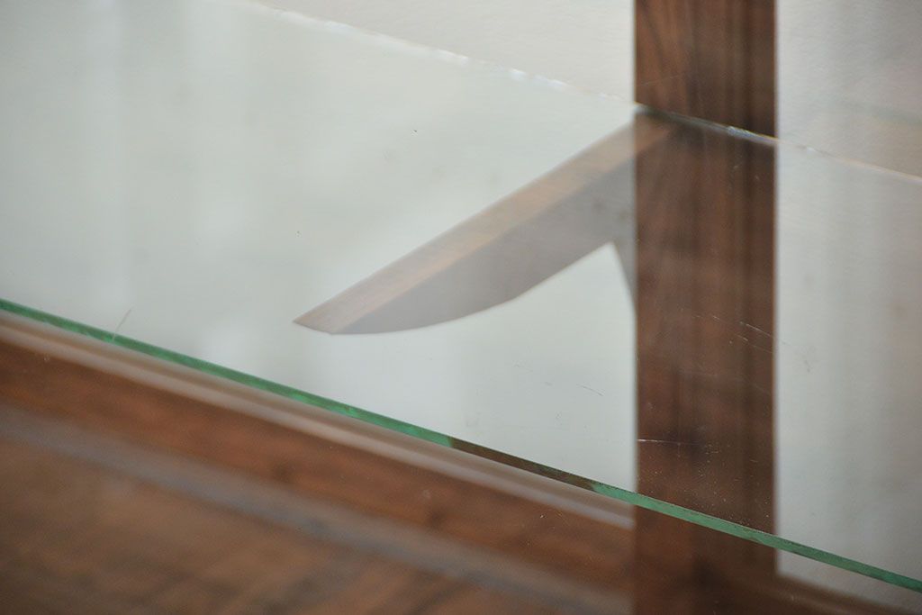 アンティーク家具　アンティーク　ナチュラルな古い木製ガラスケース