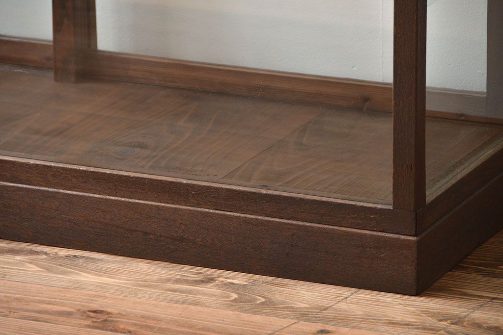 アンティーク家具　アンティーク　ナチュラルな古い木製ガラスケース