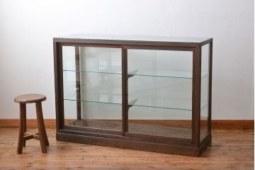 アンティーク家具　アンティーク　ナチュラルな古い木製ガラスケース