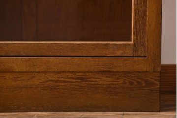 アンティーク家具　アンティーク　古い木製の引き戸収納棚