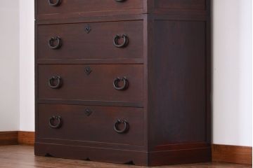アンティーク家具　アンティーク　前面欅材の和風なチェスト