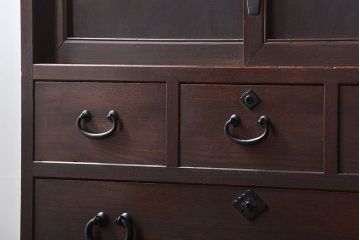 アンティーク家具　アンティーク　前面欅材の和風なチェスト