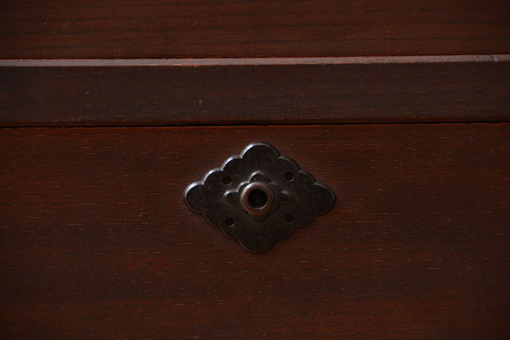 アンティーク家具　アンティーク　前面欅材の和風なチェスト