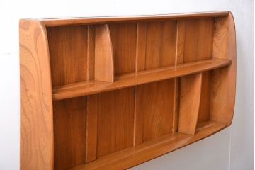 ヴィンテージ家具　イギリスビンテージ　アーコール　シンプルなウォールシェルフ